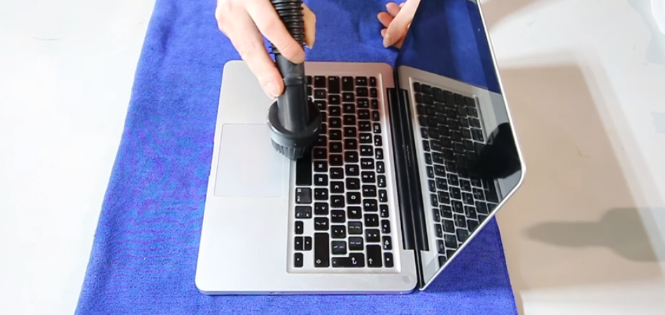 How To Clean MacBook Keyboard Without Compressed Air?