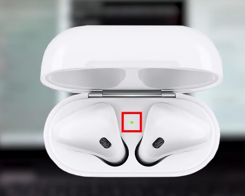 pulsing white light of air p[od