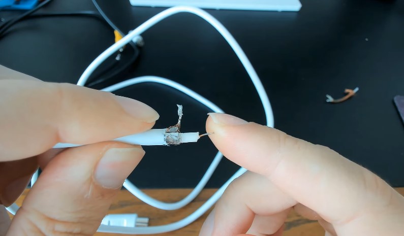 How Does a Coaxial Cable Work